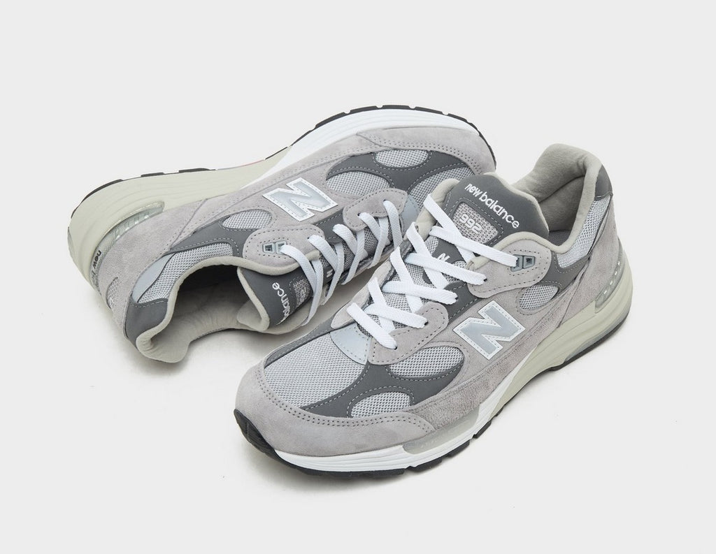 New Balance 992